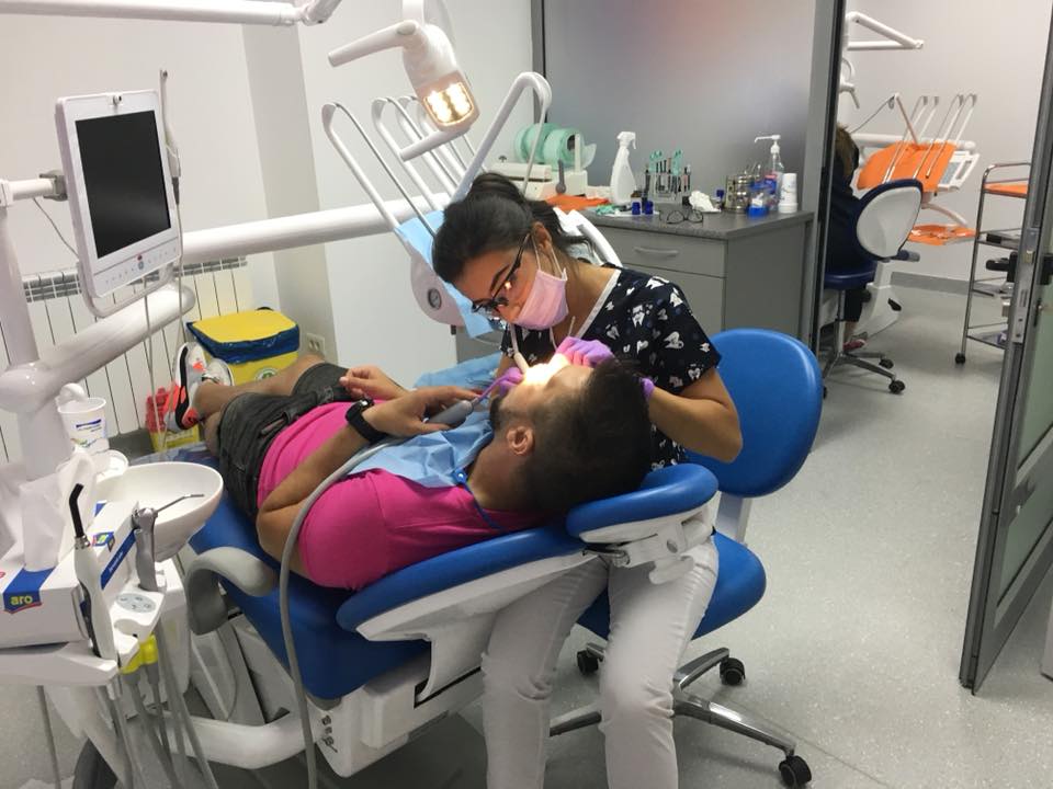 Consultatie la dentist